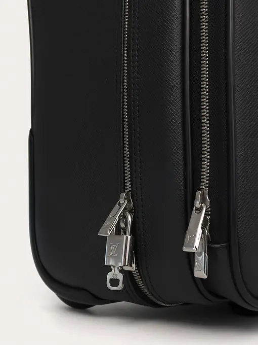Louis Vuitton Pilot Case - Master