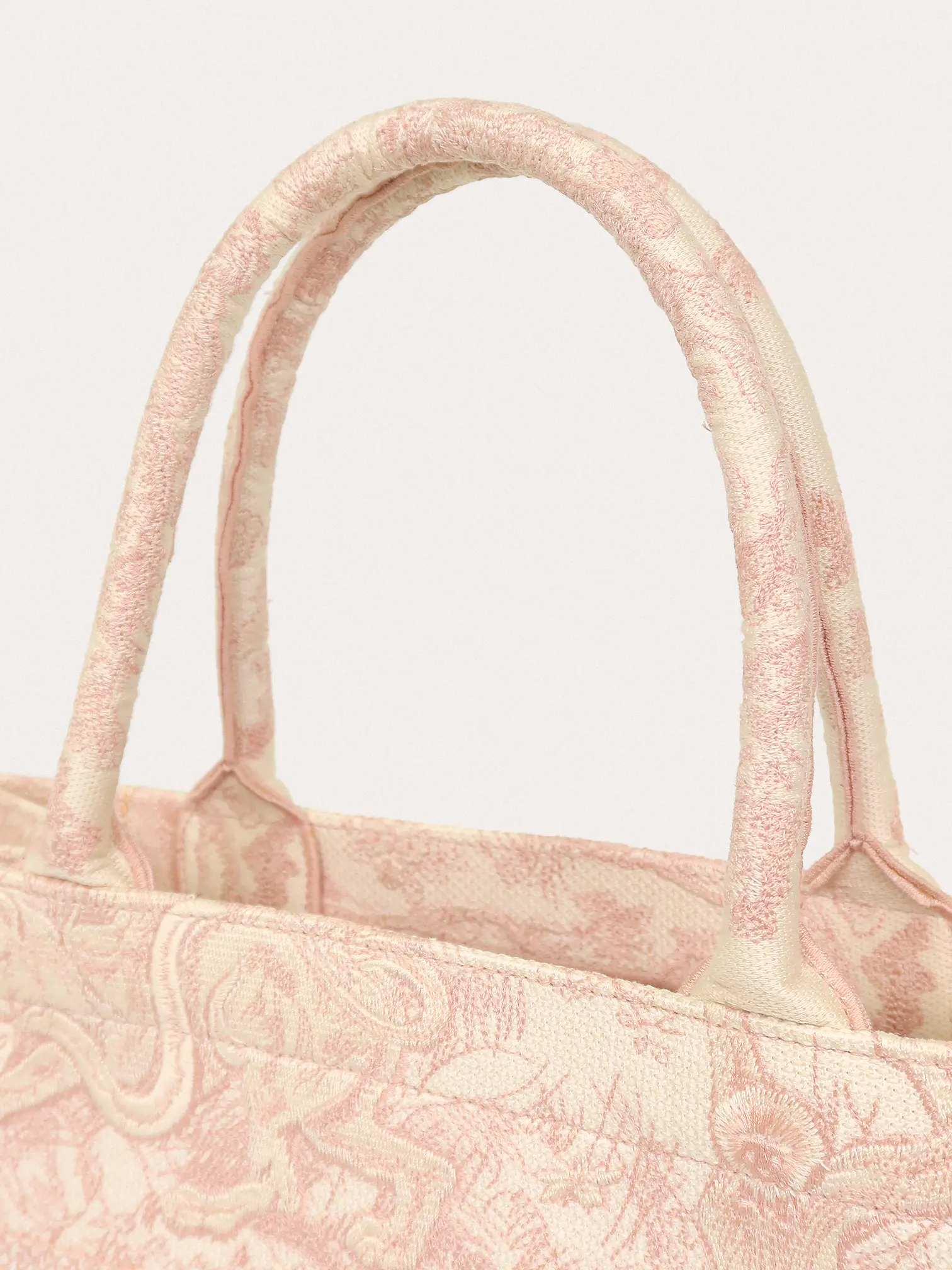 Book Tote Small - Master