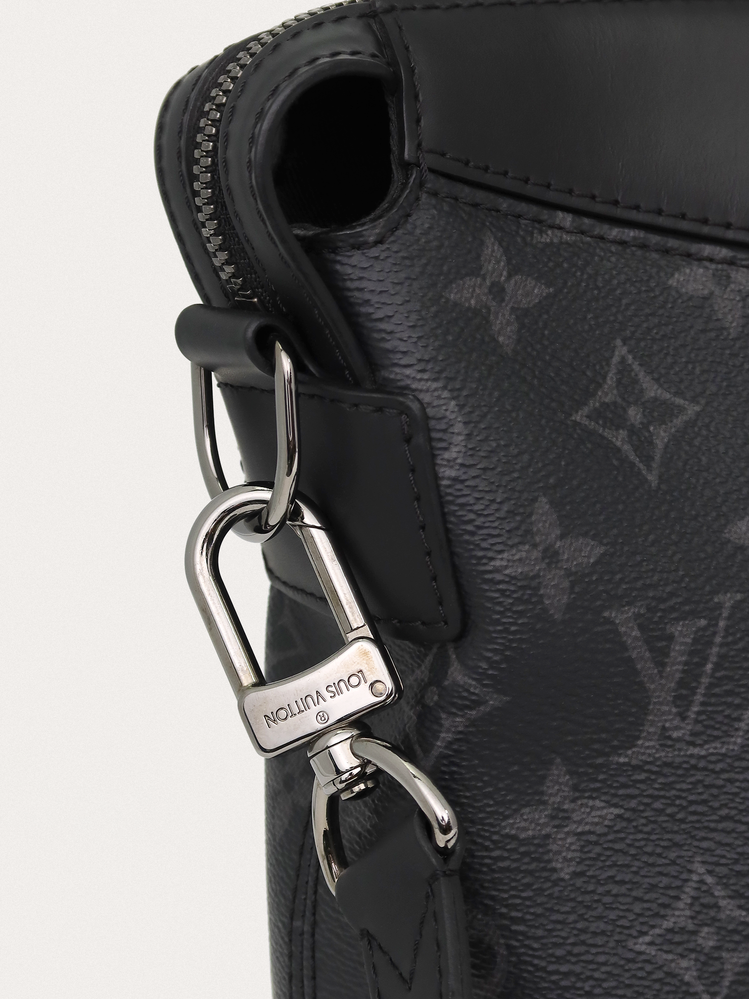 Louis Vuitton Briefcase Explorer - Master