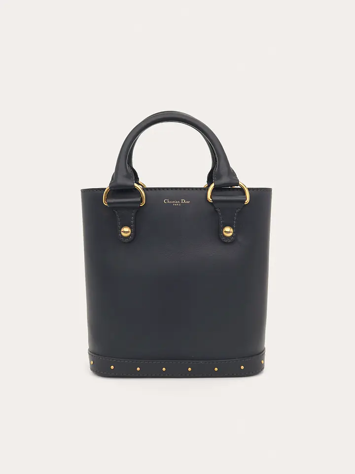 Christian Dior Dioravenue Bucket primary image