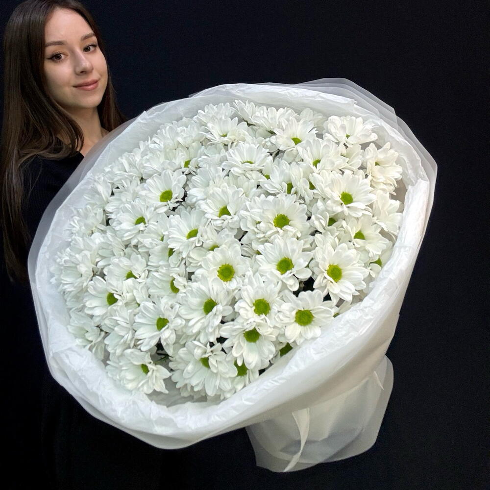 Букет из белых ромашек