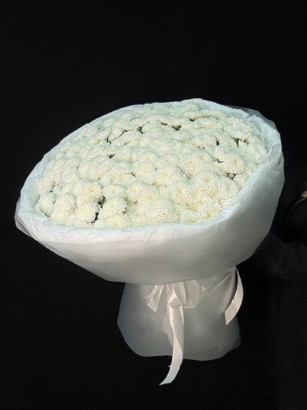 Букет белых махровых хризантем (размер L)