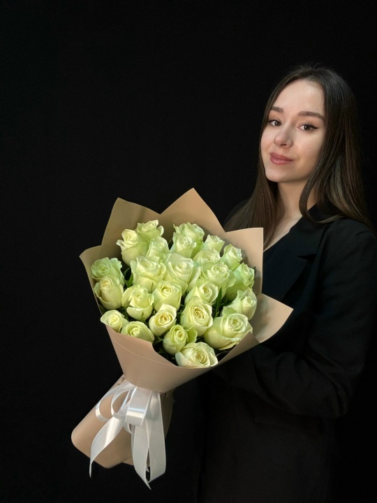 Букет 25 белых роз