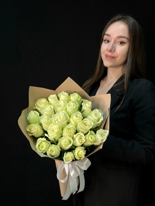 Букет 25 белых роз