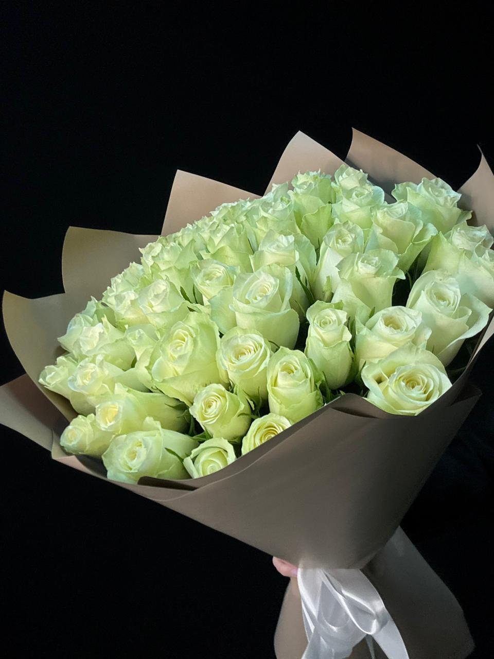 Букет 51 белая роза 