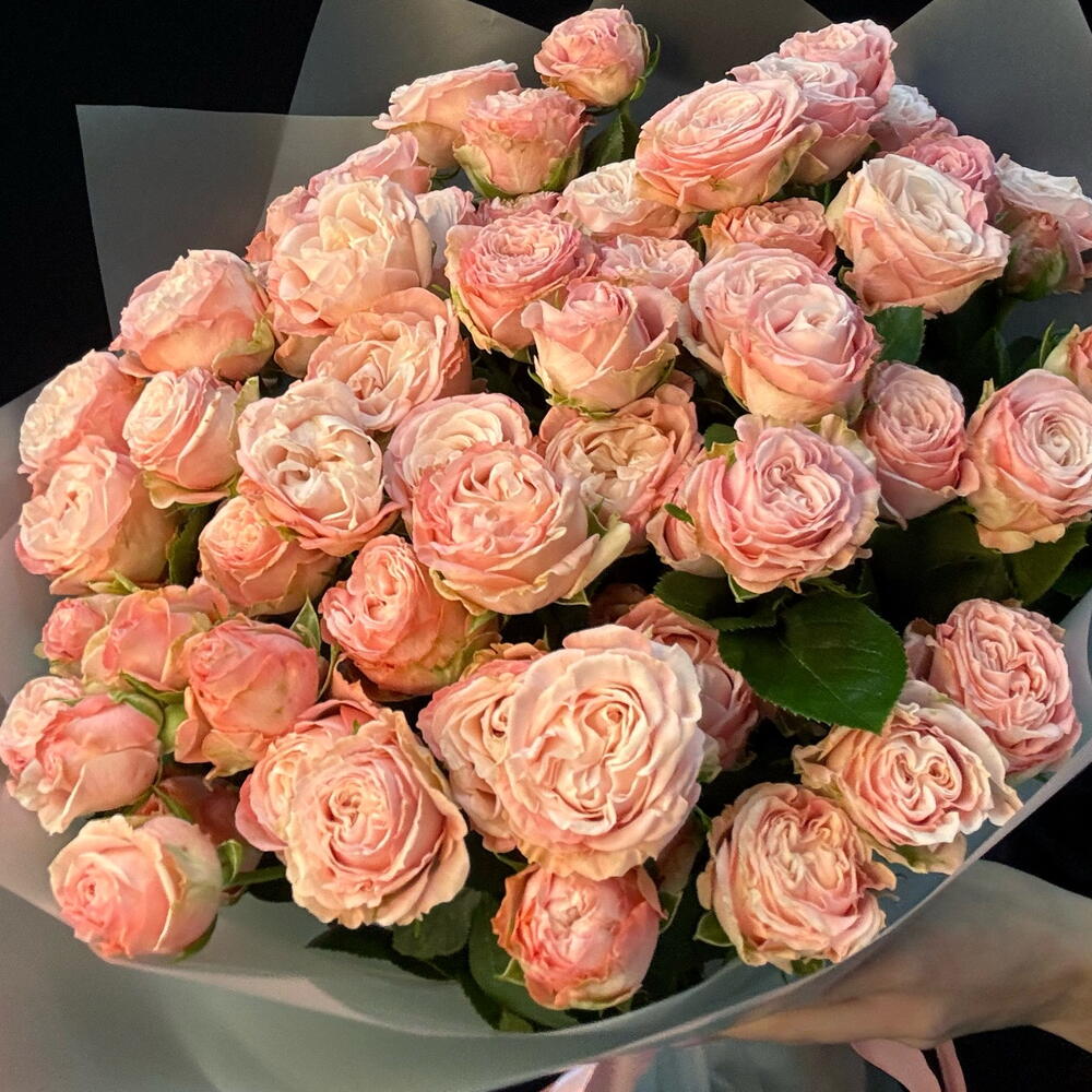 Букет кустовые пион розы Бомбастик S