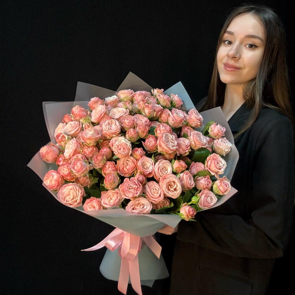 Букет кустовые пион розы Бомбастик M 