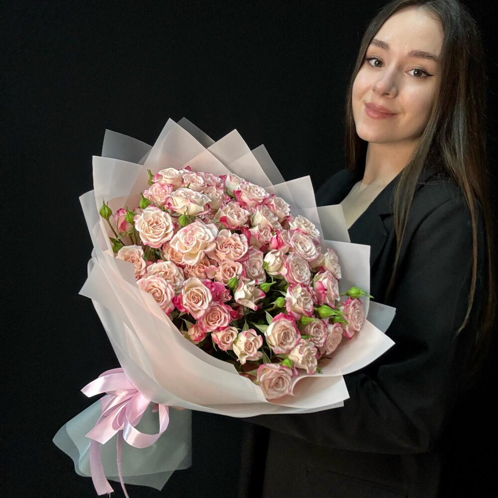 Букет кустовые розы Reflex (размер S) 