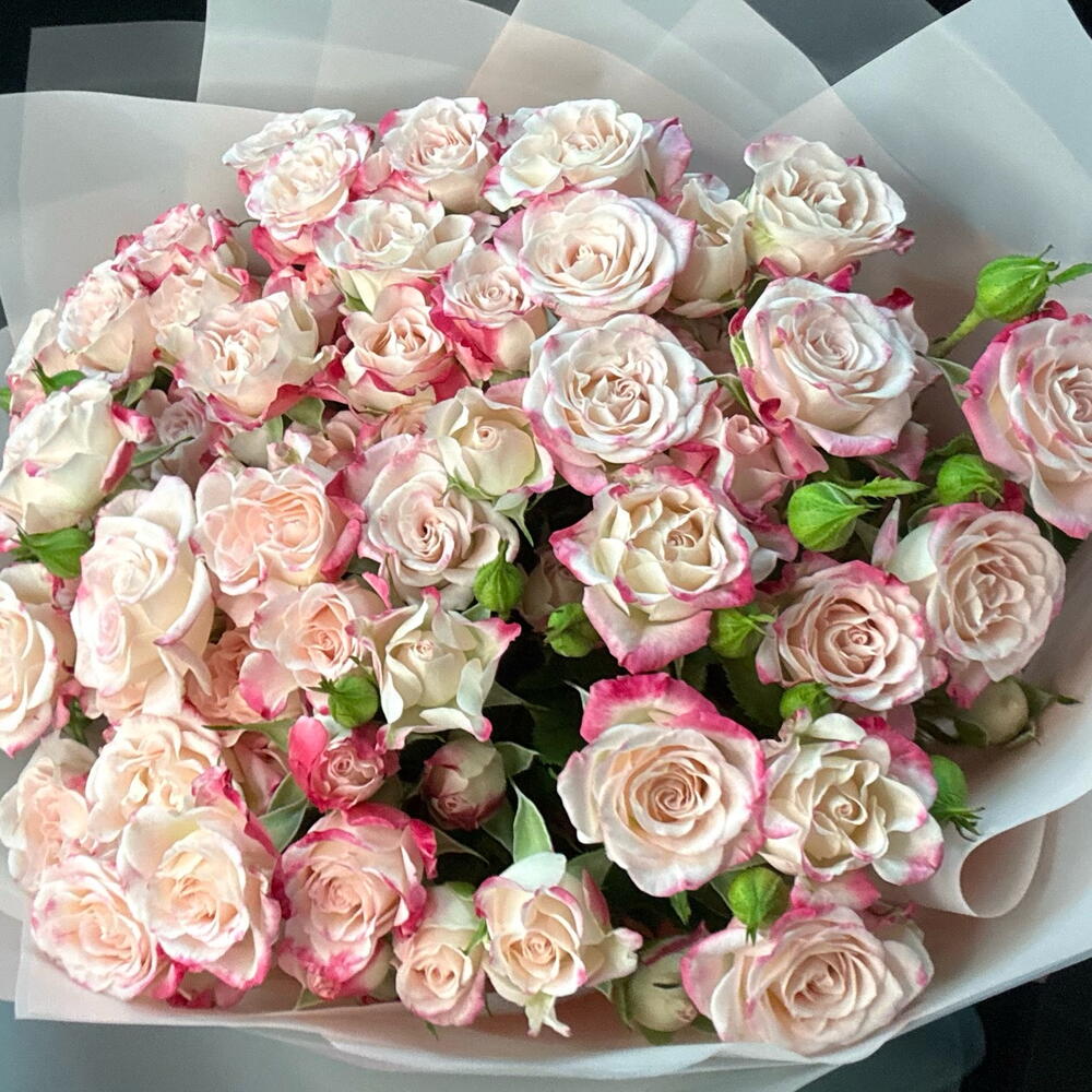 Букет кустовые розы Reflex (размер S) 