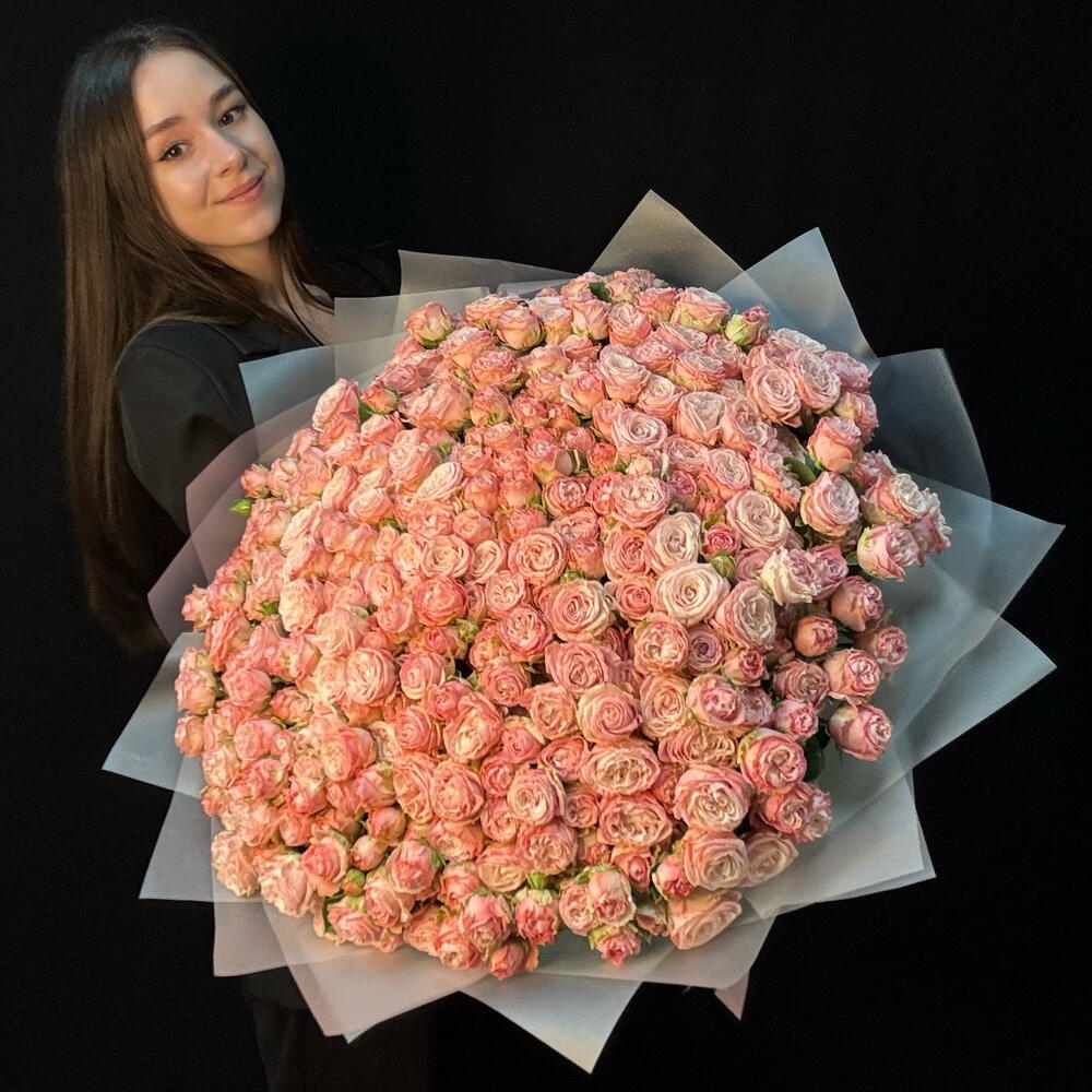 Огромный букет 101 кустовая пион роза Бомбастик 