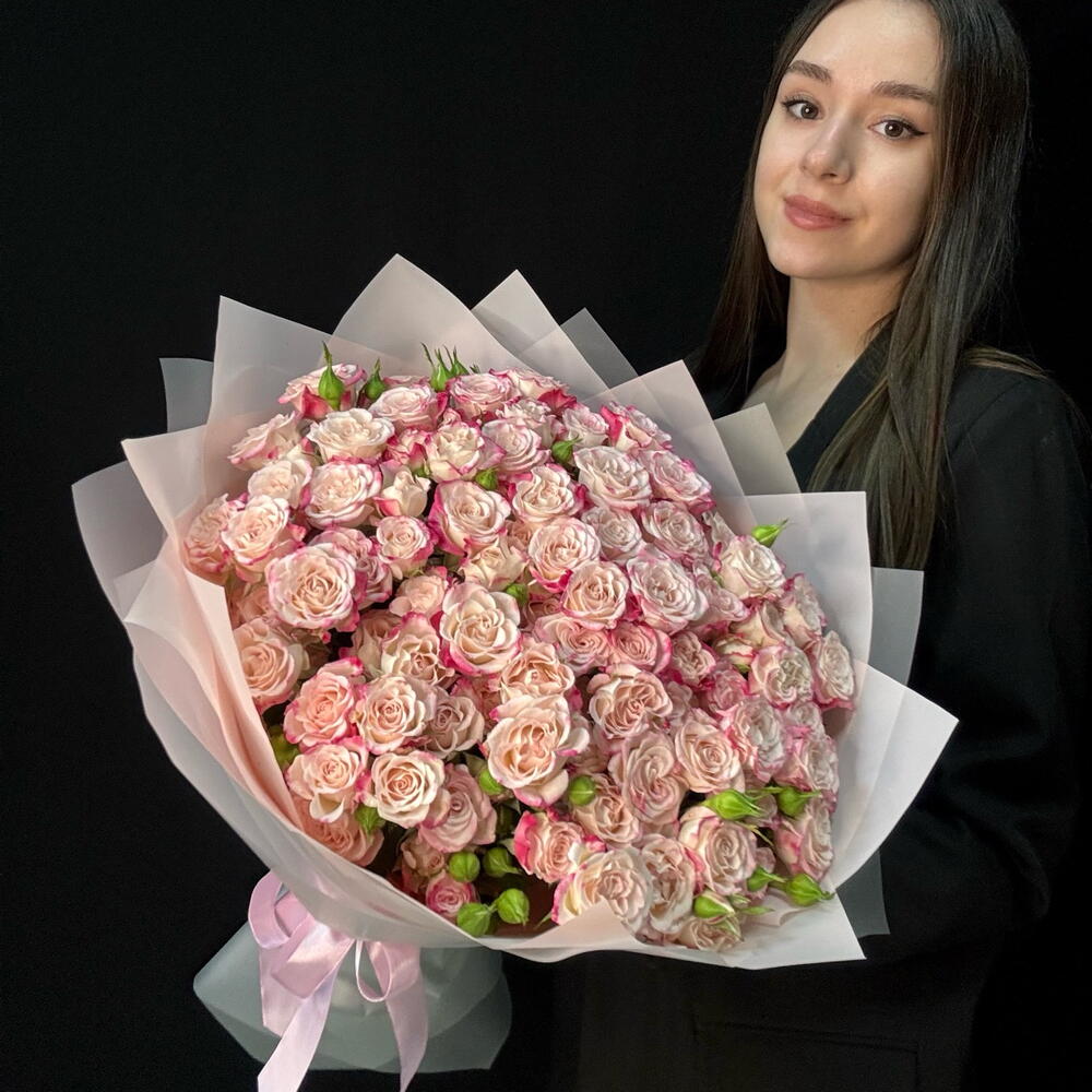 Букет кустовые розы Reflex (размер M)