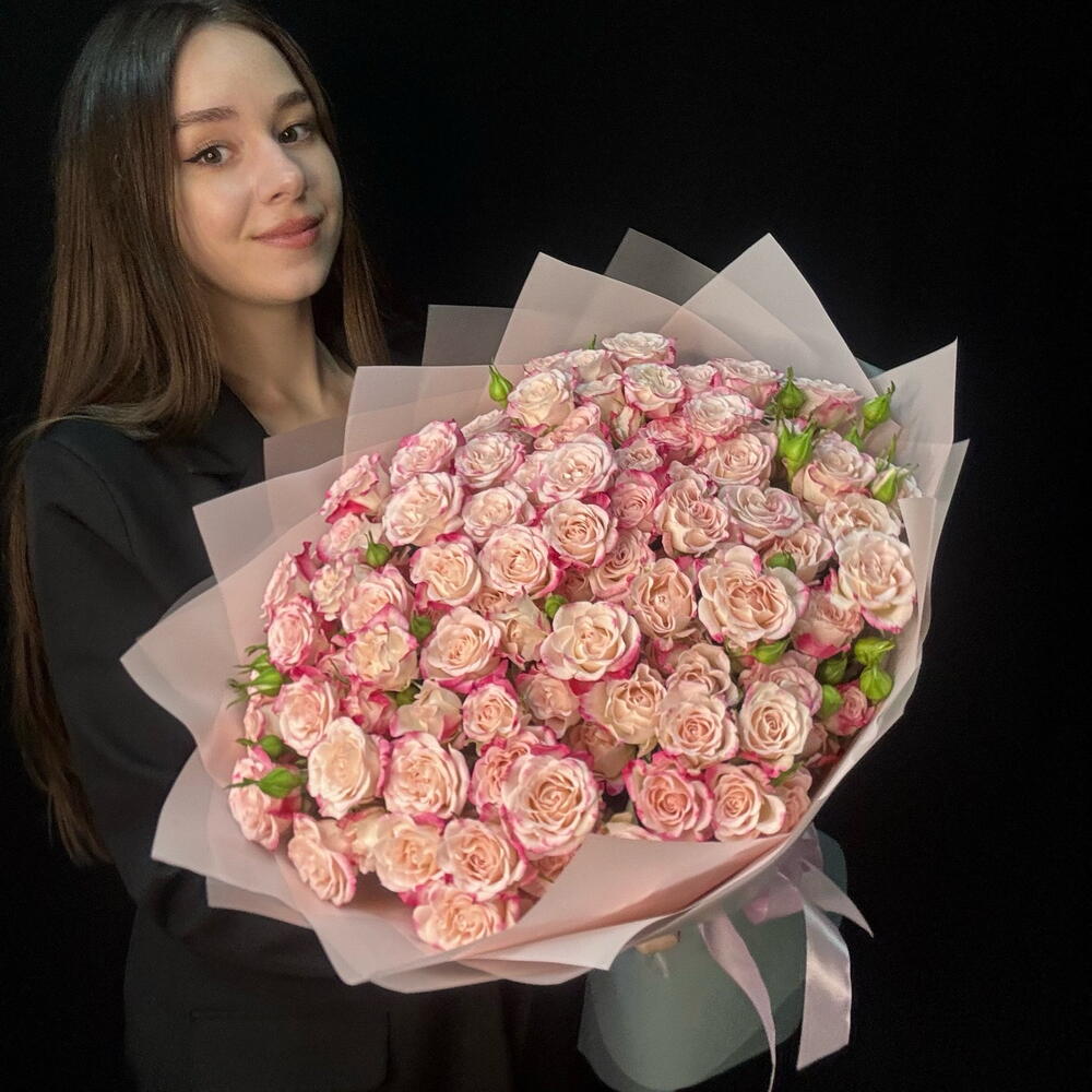 Букет кустовые розы Reflex (размер M)