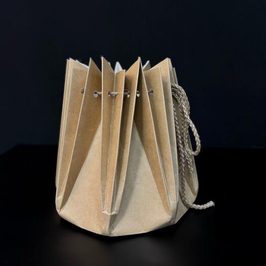 Аквабокс - ваза для транспортировки букета