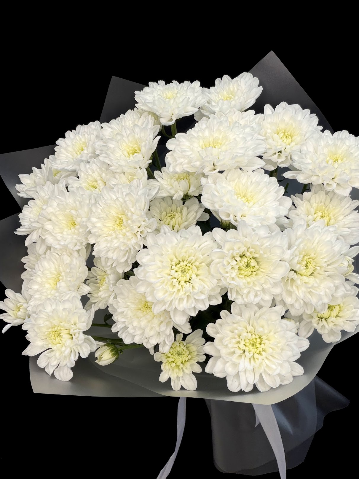 Букет из 5 кустовых белых хризантем Altaj
