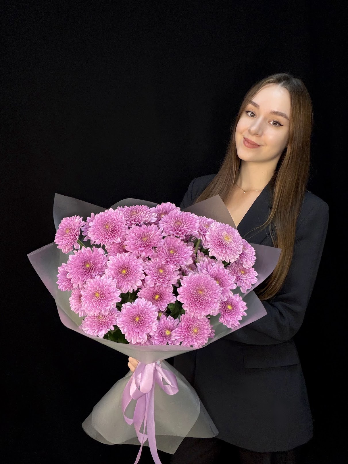 Букет из 5 малиновых кустовых хризантем Fabienne