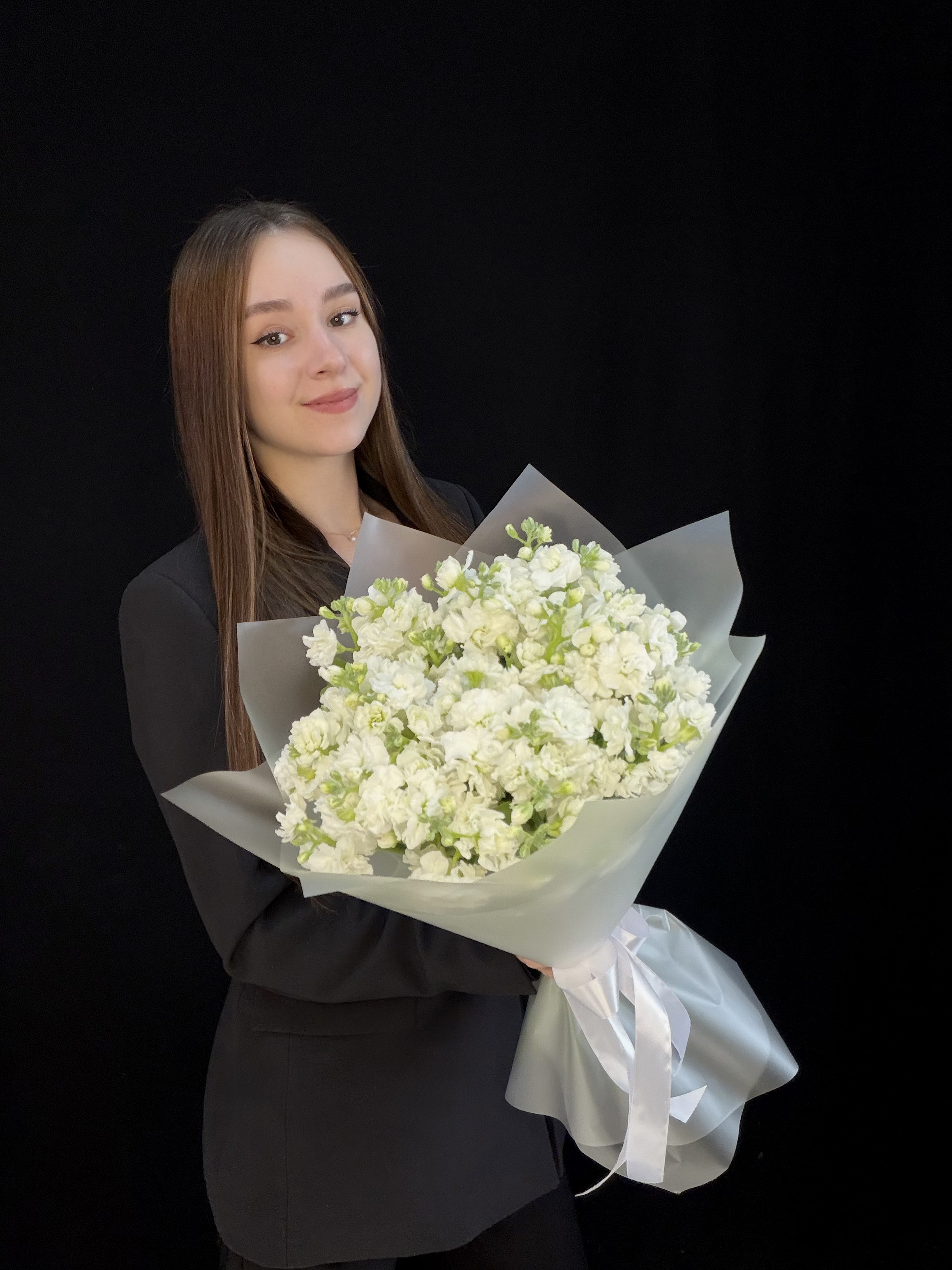 Букет из 9 белых маттиол