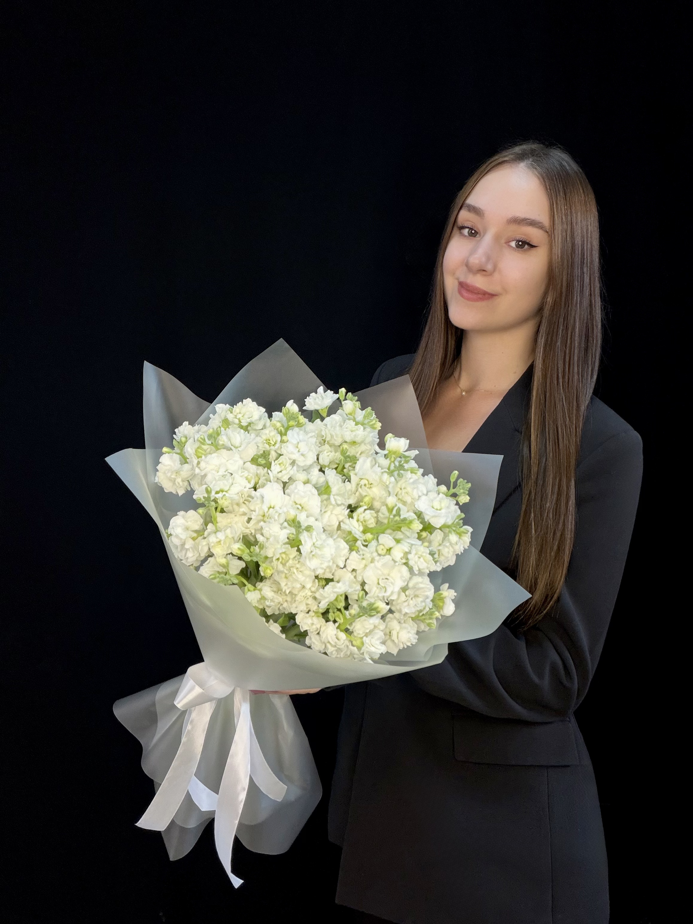 Букет из 9 белых маттиол