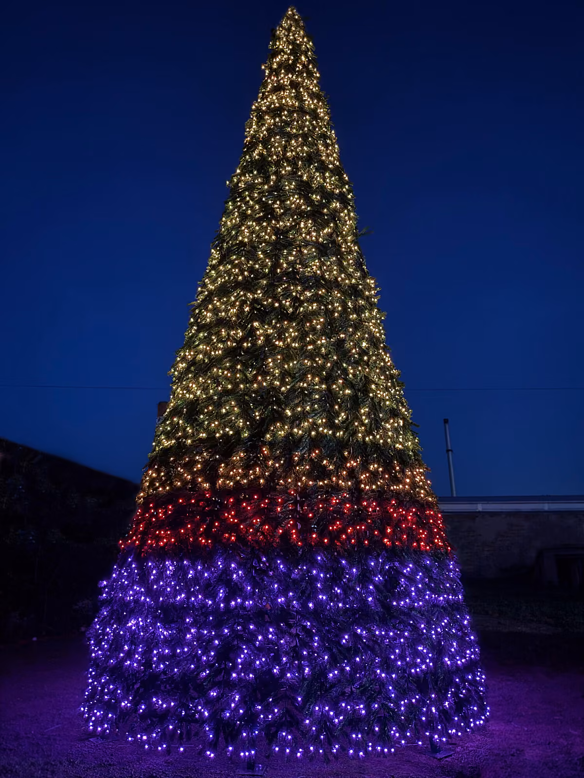 Ель каркасная «Уральская Светодинамическая RGB»