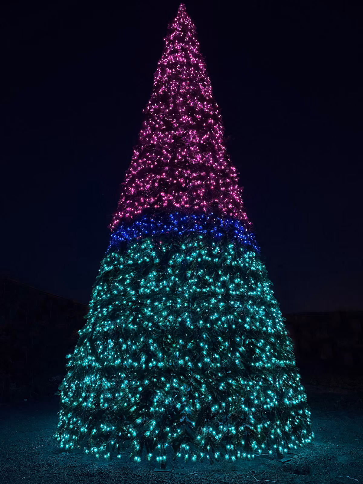 Ель каркасная «Уральская Светодинамическая RGB»