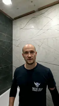 Сверление керамогранита для монтажа натяжного потолка выполняется...
