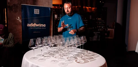 Fresco-AddWine.jpg