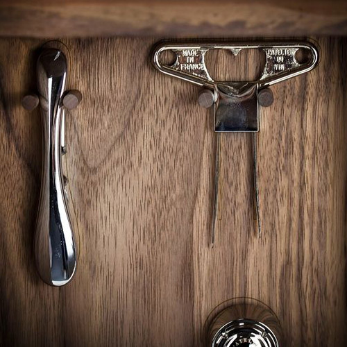 cabinet10