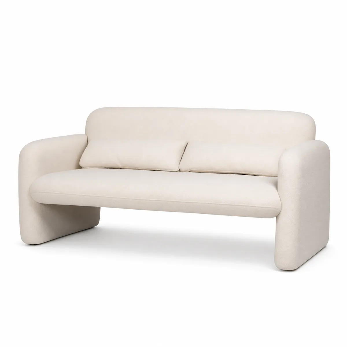 Кремовый bouclé loveseat с округлыми подлокотниками
