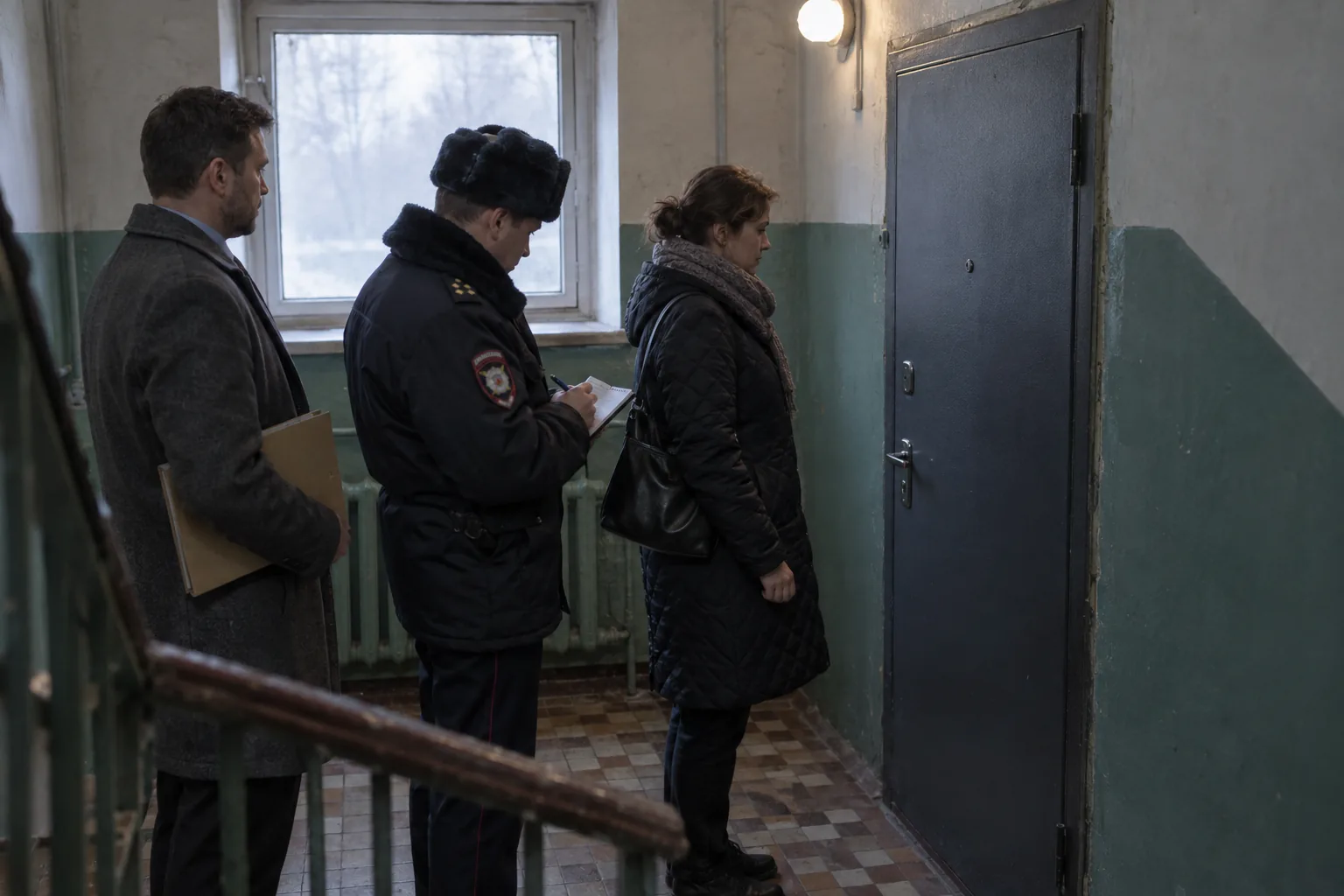 Собственника доли не пускают в квартиру: вселение или компенсация по п. 2 ст. 247 ГК, образец иска 2026 и практика ВС