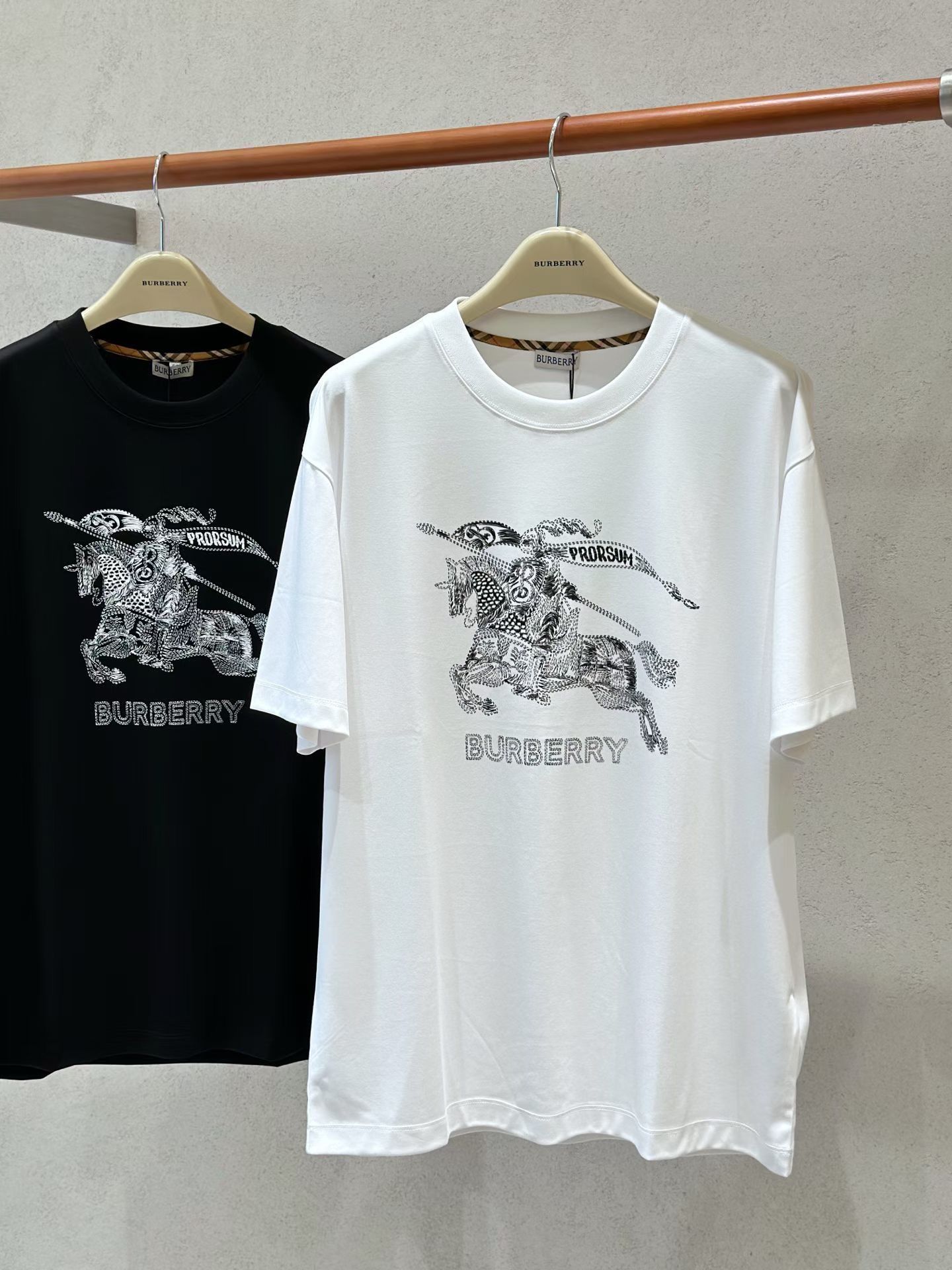 Футболки Burberry — модель 284