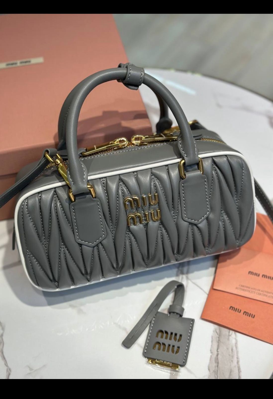 Сумки MiuMiu — модель 343