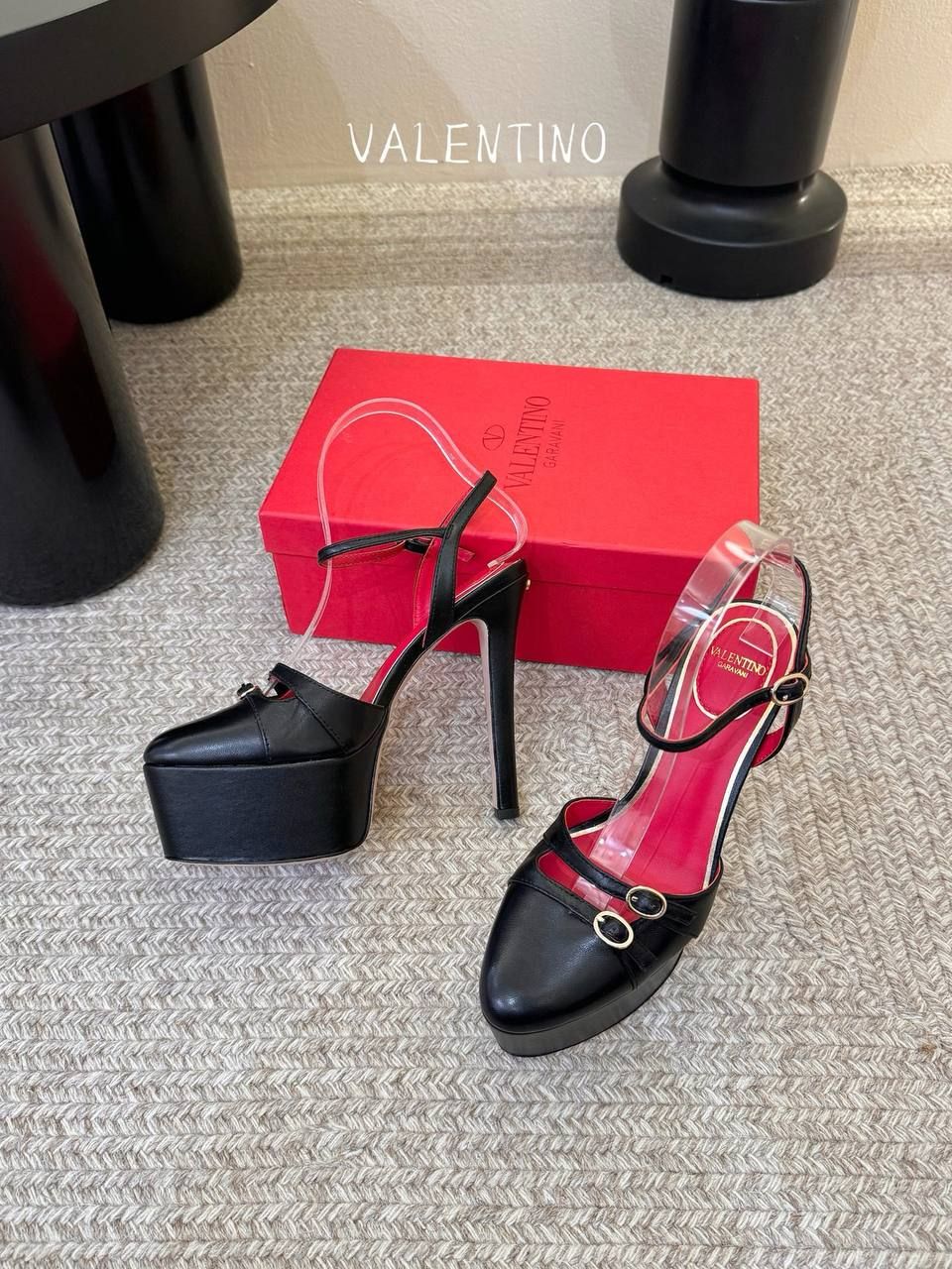 Обувь Valentino — модель 850