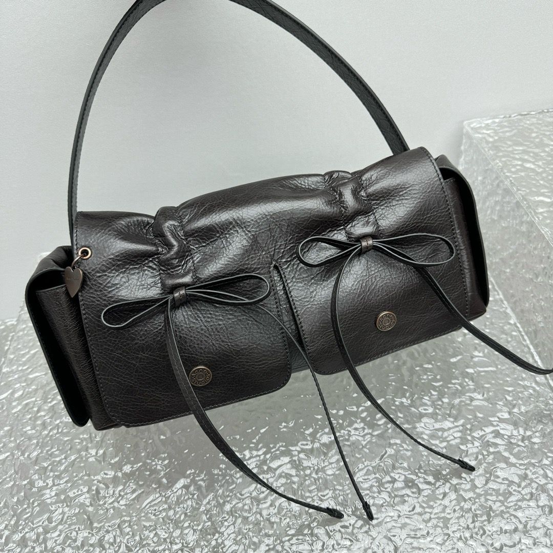 Сумки Acne — модель 817