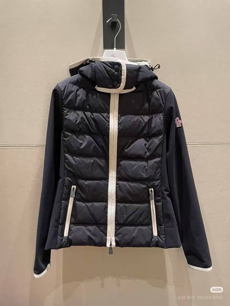 Верхняя одежда Moncler — модель 1872