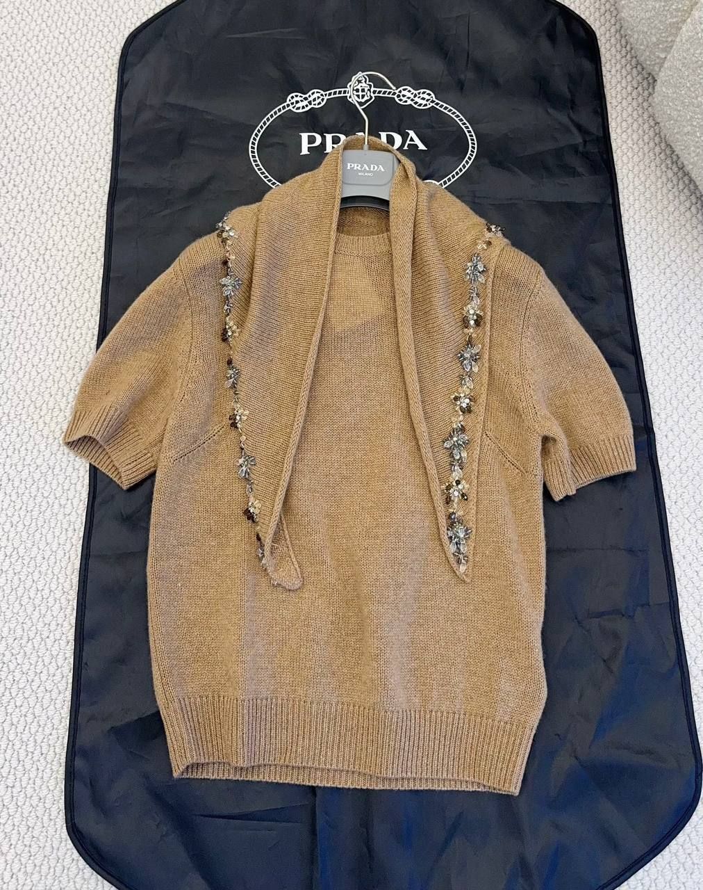 Верх/база Prada — модель 1865