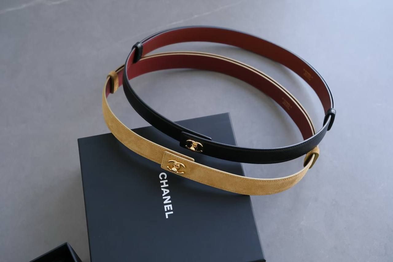 Аксесуары Chanel — модель 1852