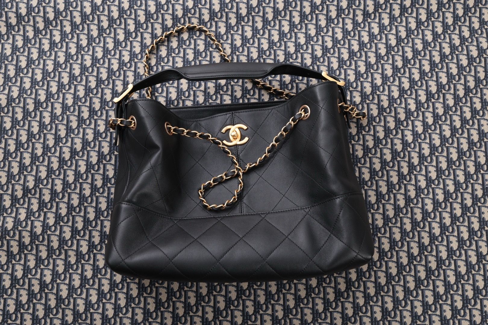 Сумки Chanel — модель 339