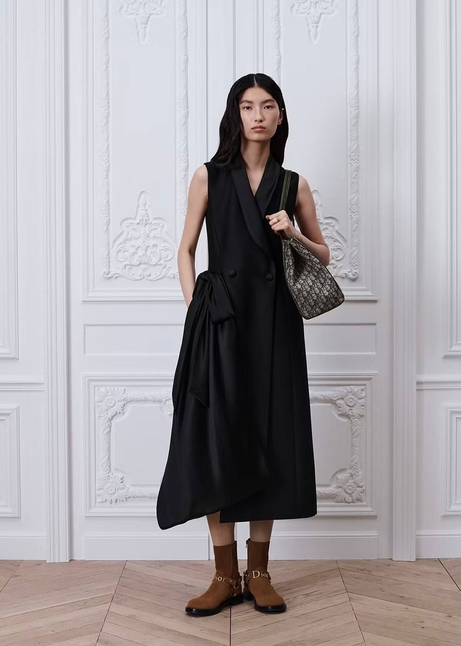 Платья Dior — модель 2095