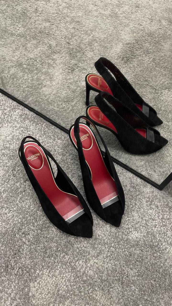 Обувь Valentino — модель 1051