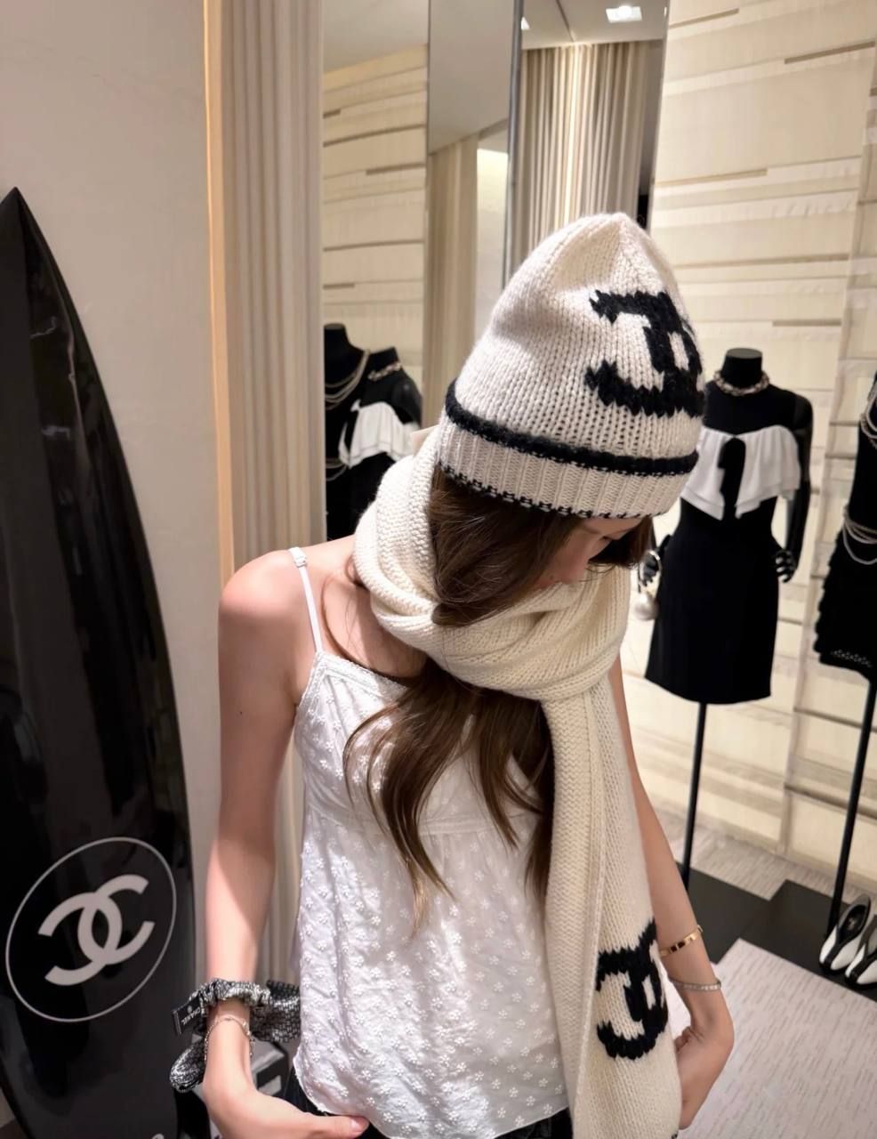 Аксесуары Chanel — модель 2207
