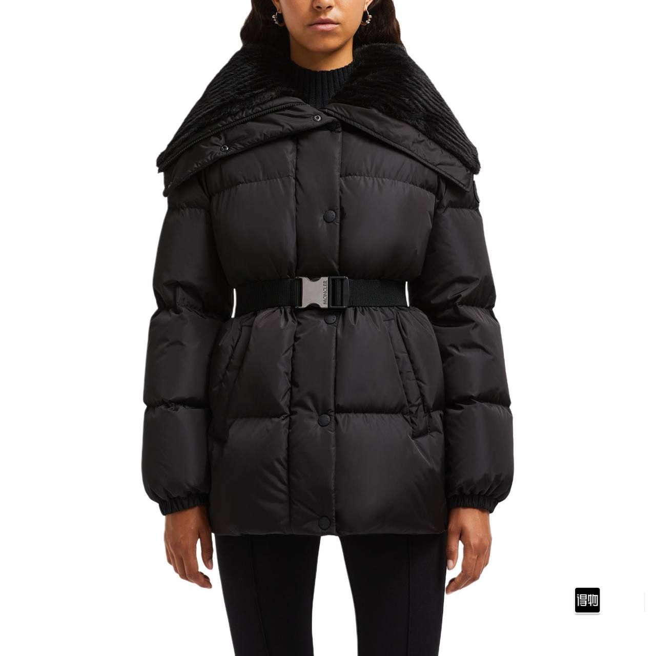 Верхняя одежда Moncler — модель 2384