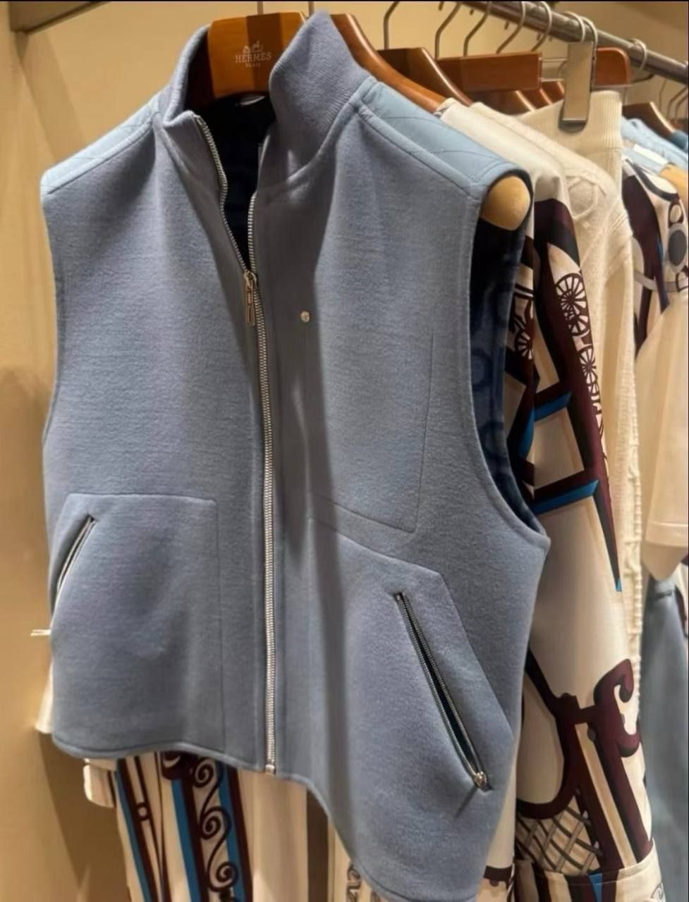 Верхняя одежда Hermes — модель 2438