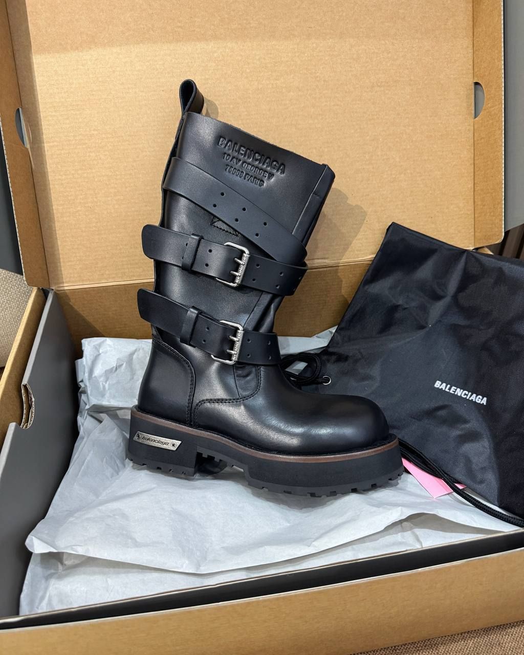 Обувь Balenciaga — модель 2255