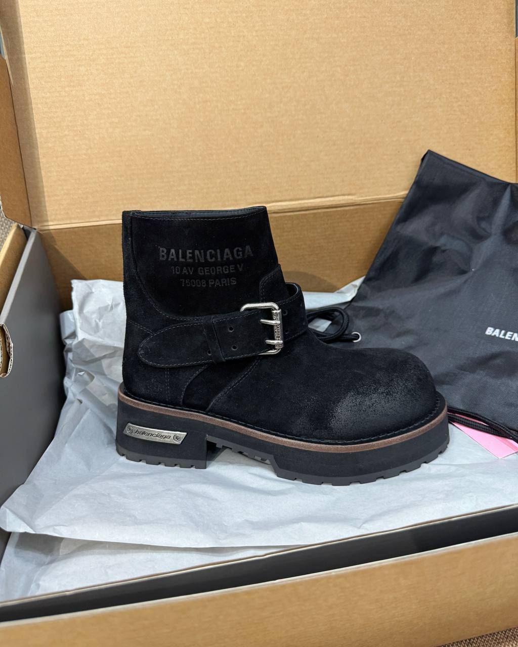 Обувь Balenciaga — модель 2458