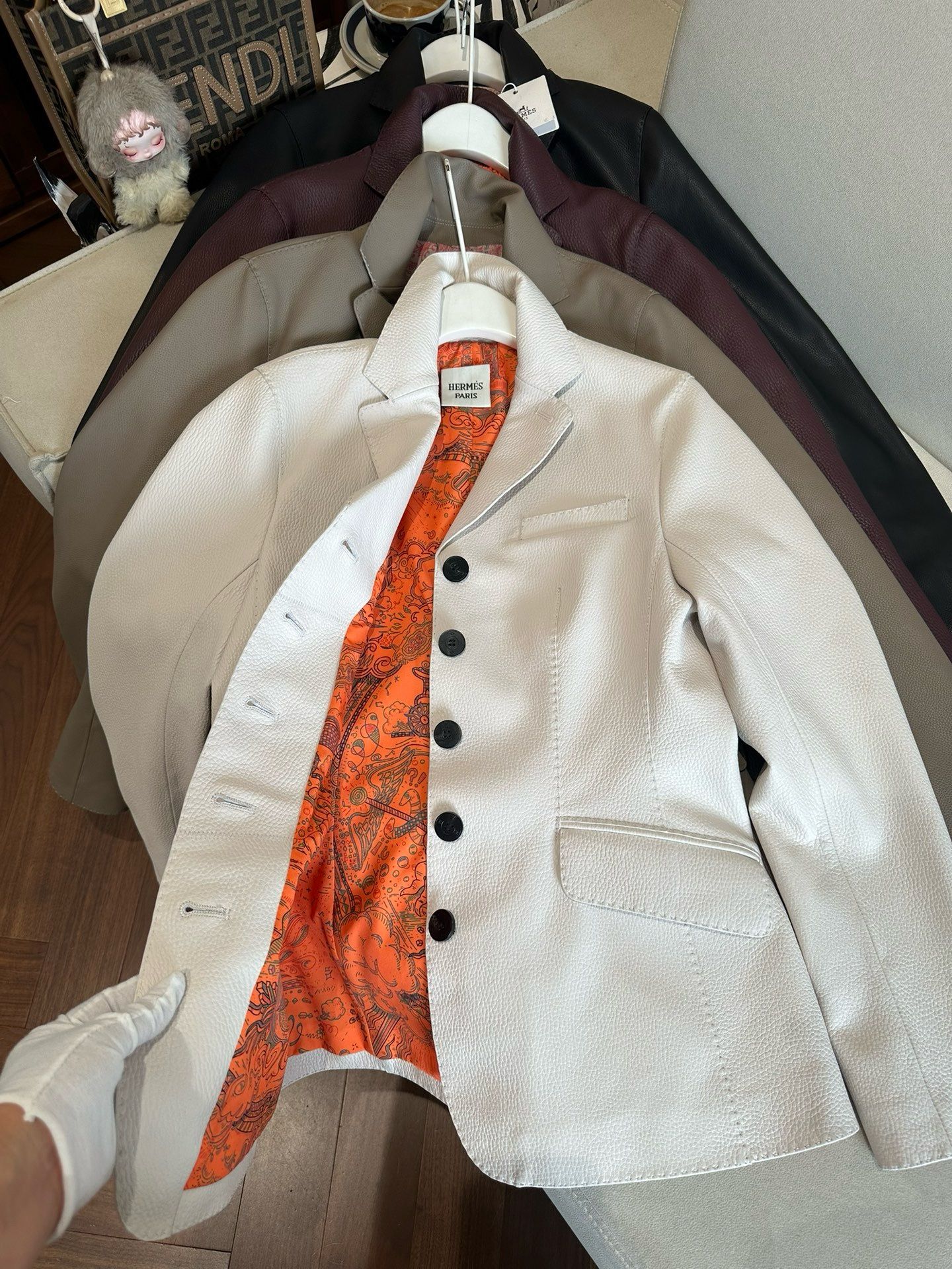 Верхняя одежда Hermes — модель 447