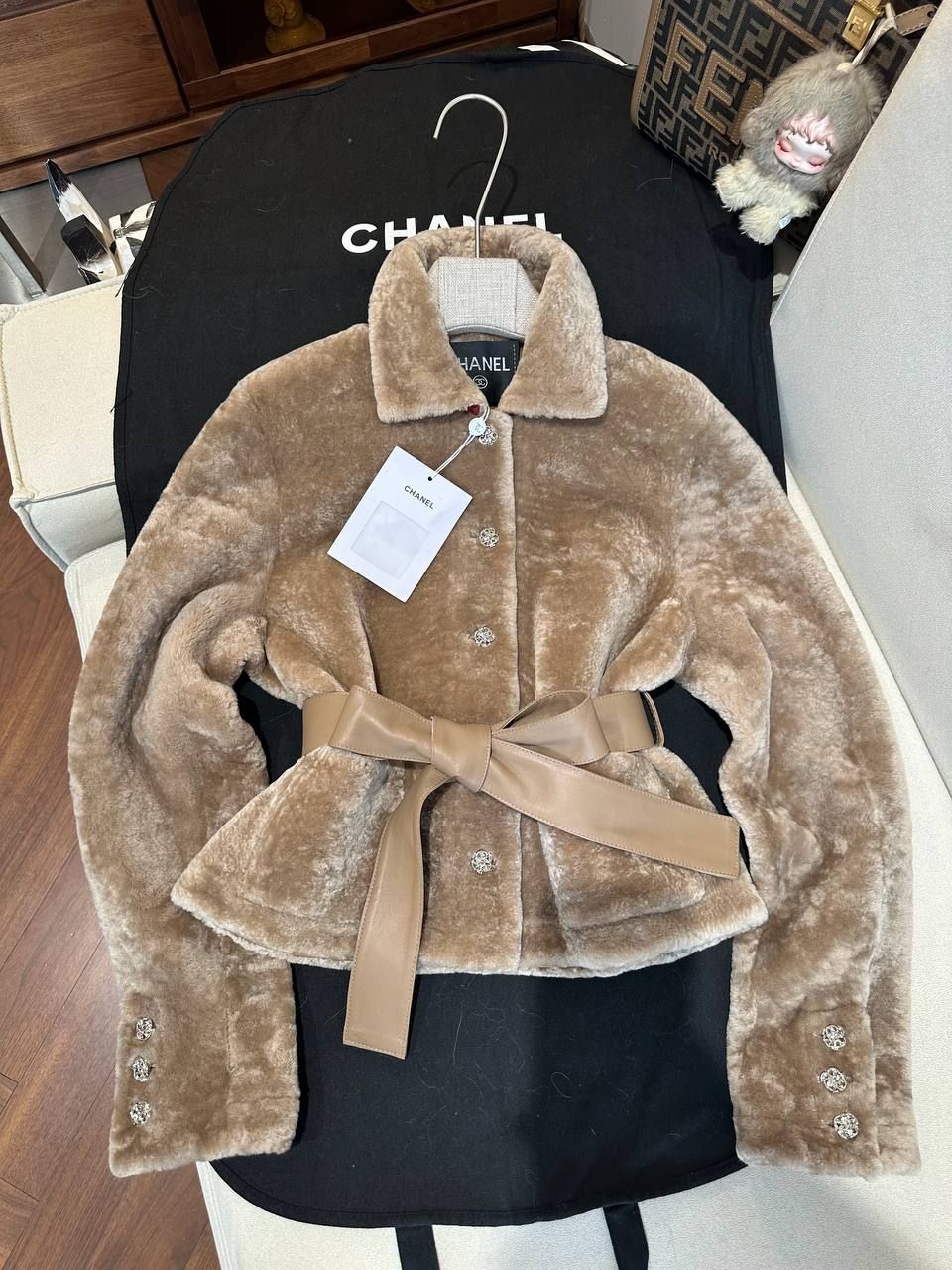 Верхняя одежда Chanel — модель 2527