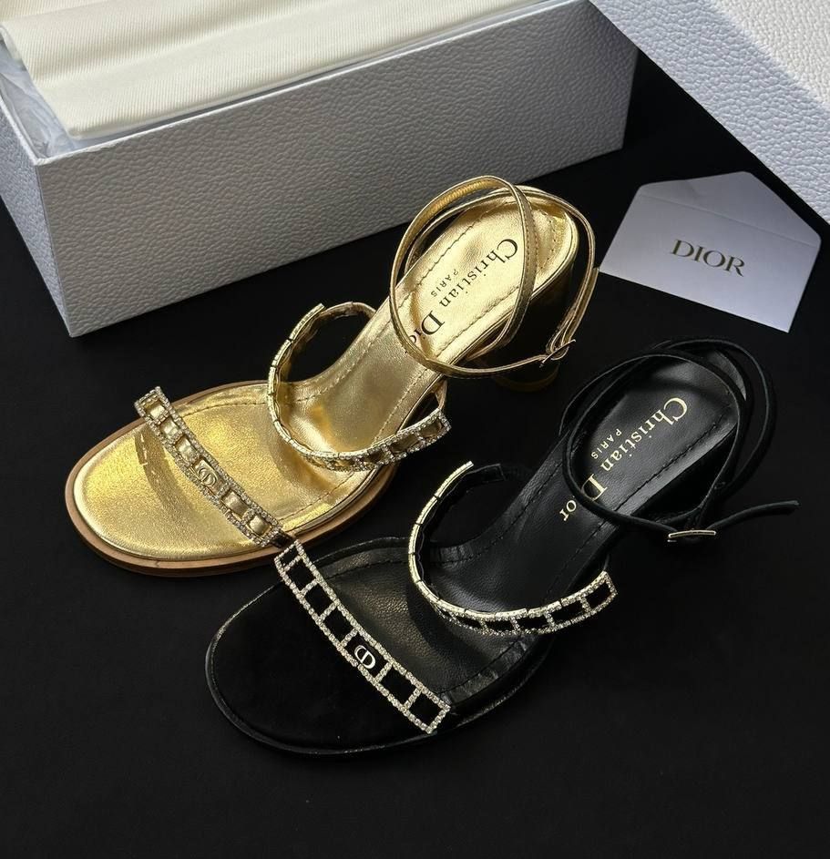 Обувь Dior — модель 492