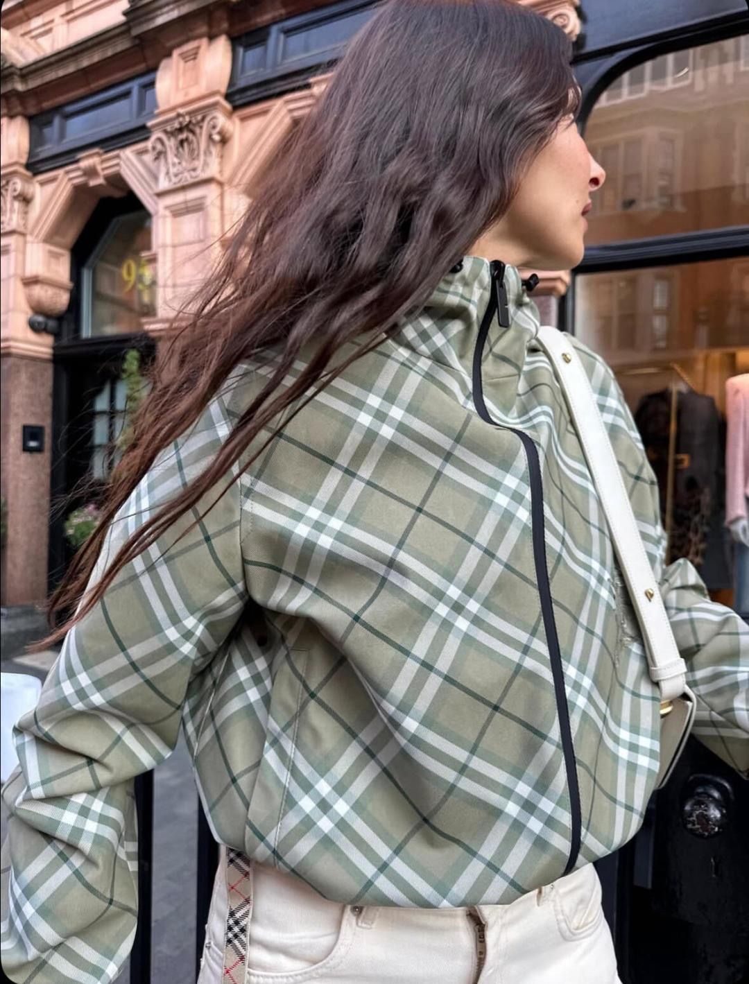 Верх/база Burberry — модель 508