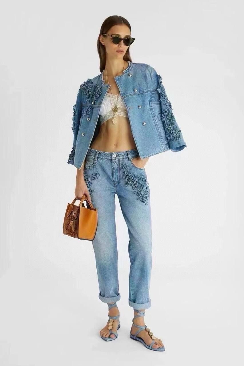Костюмы Ermanno Scervino — модель 616