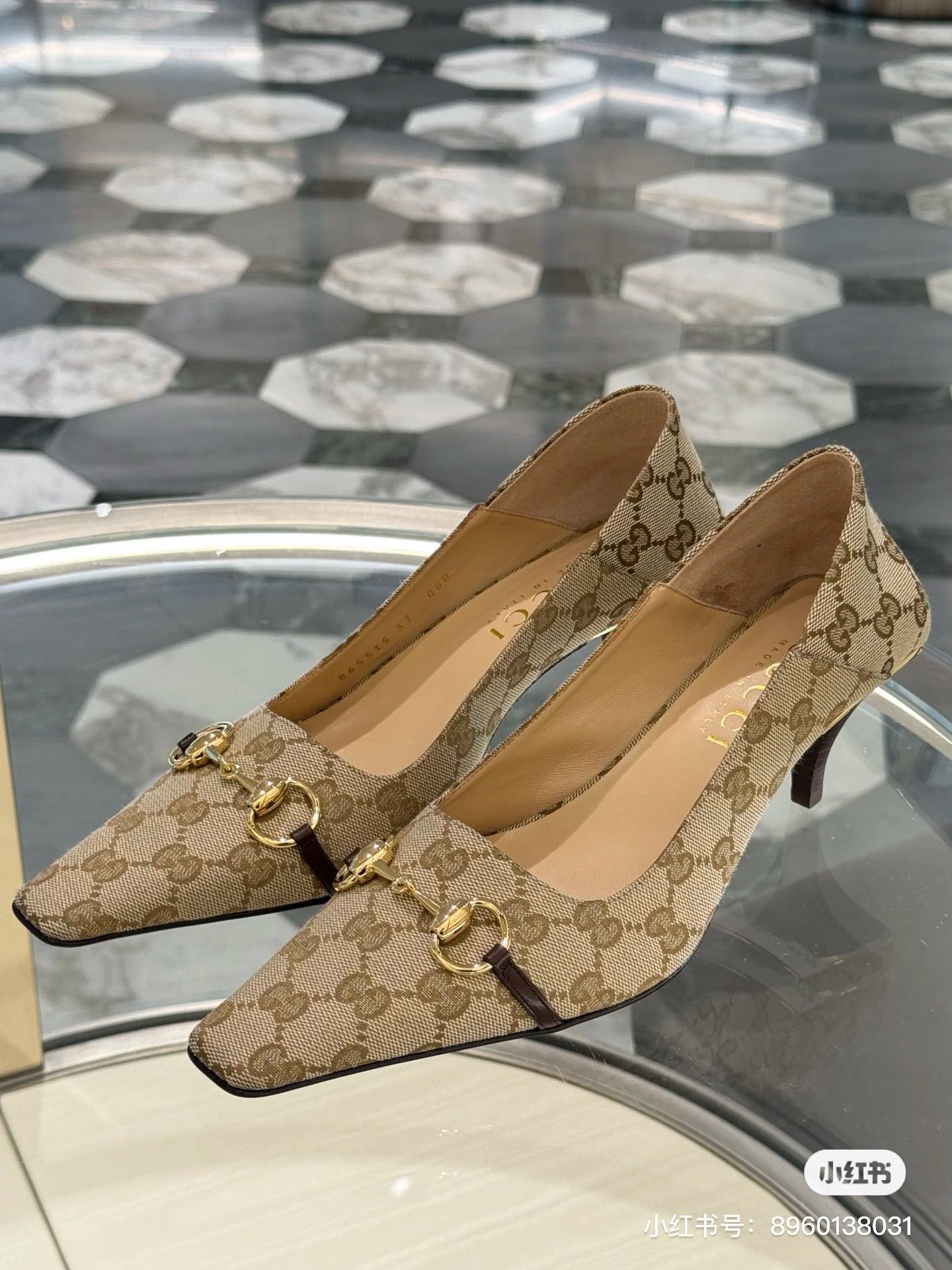 Обувь Gucci — модель 606