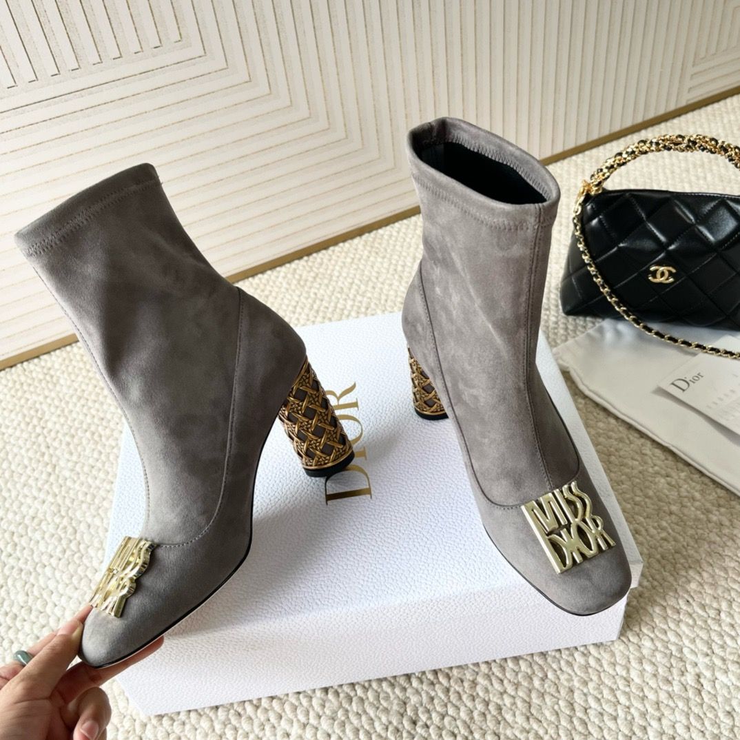 Обувь Dior — модель 646